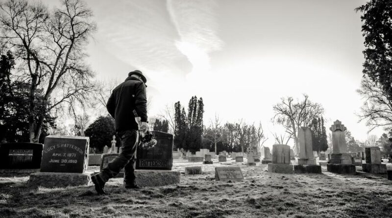 Cimetière enterrement après cérémonie