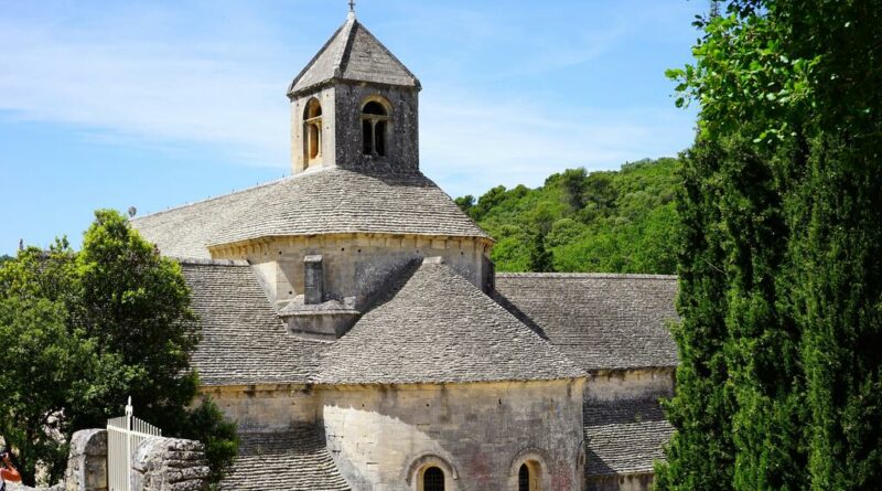 Traditionnel église pour les services funéraires